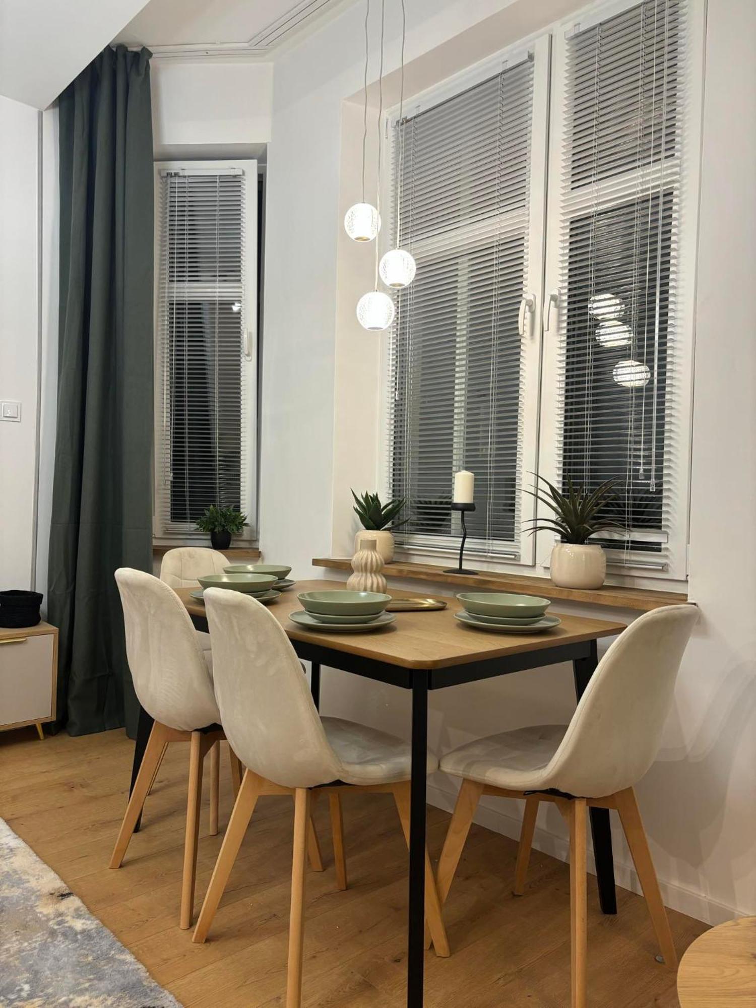 Apartament Pod Wieza 1 Walbrzych Bagian luar foto